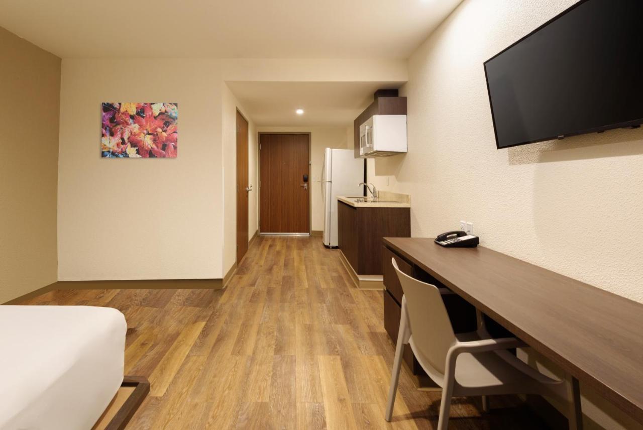 Extended Suites Saltillo Galerias Zewnętrze zdjęcie