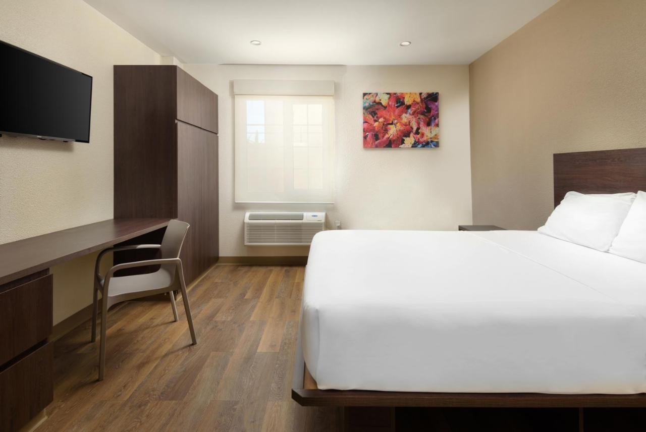 Extended Suites Saltillo Galerias Zewnętrze zdjęcie
